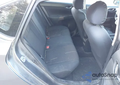 2017 Nissan Sentra S z USA, uszkodzony, nr VIN 3N1AB7AP4HL642015